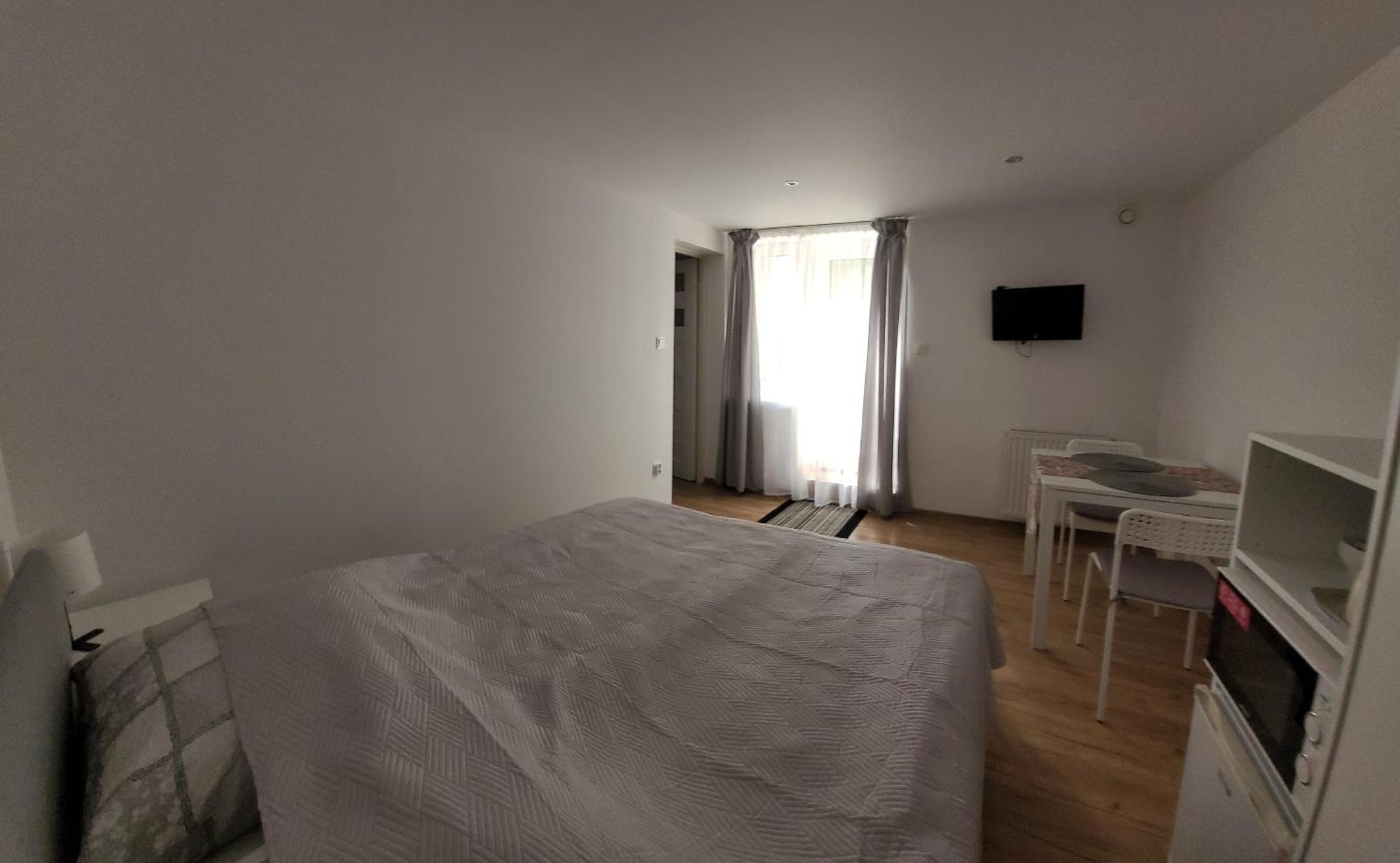 Apartamenty I Pokoje Goscinne Zosia Darlowko Dış mekan fotoğraf